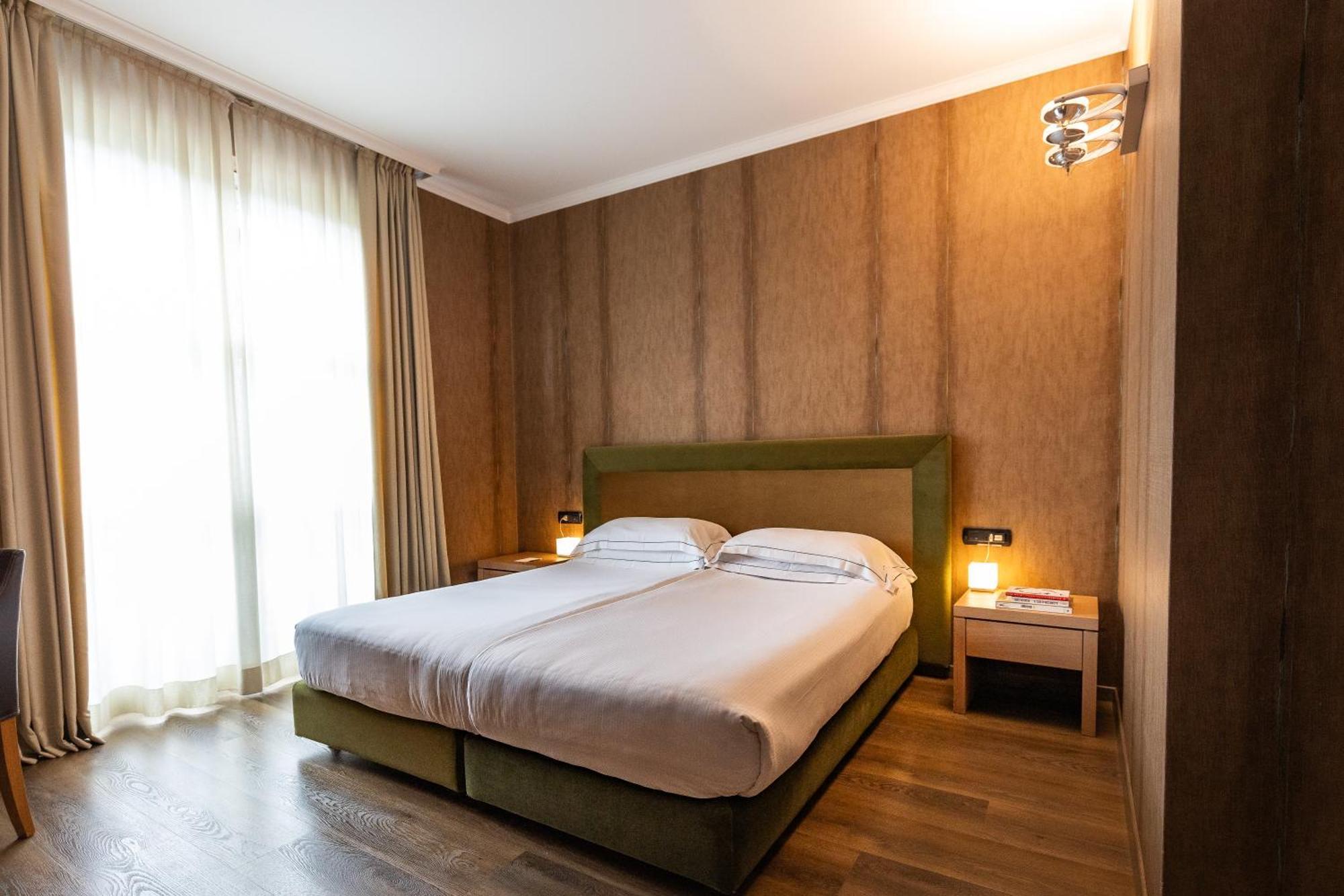 נמברו Phi Hotel Piajo מראה חיצוני תמונה